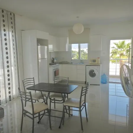 Caesar Seaside Three-rooms D2 16