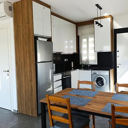 Four Seasons Life 1, Loft With One Bed Apartament *