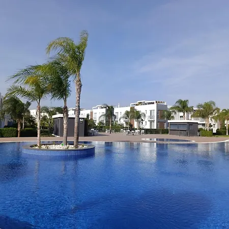 Four Seasons Life 1, Loft With One Bed Lägenhet Trikomo