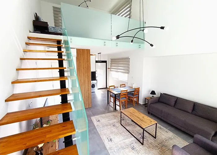 Four Seasons Life 1, Loft With One Bed *