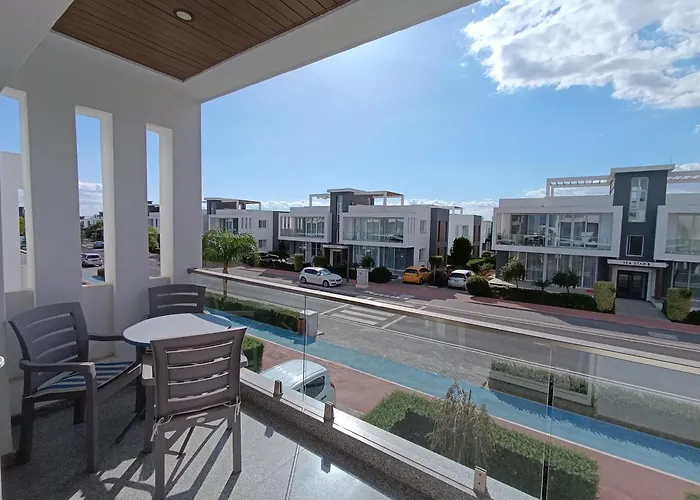 Four Seasons Life 1, Loft With One Bed Trikomo